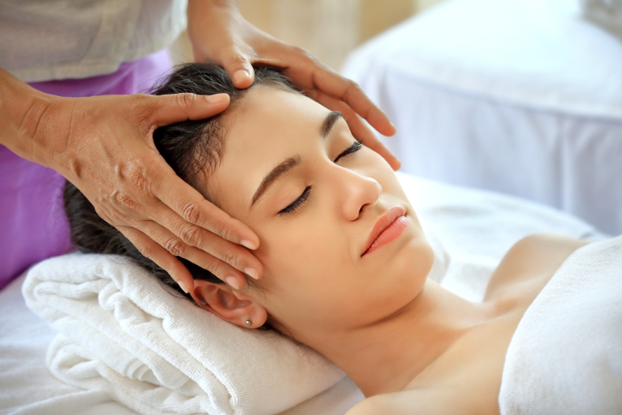 forehead and temples massage