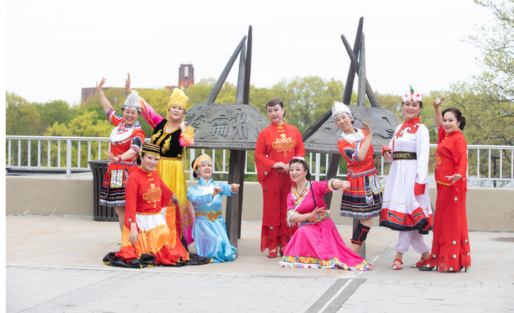 Dancers at Asian Festival at Queensborough