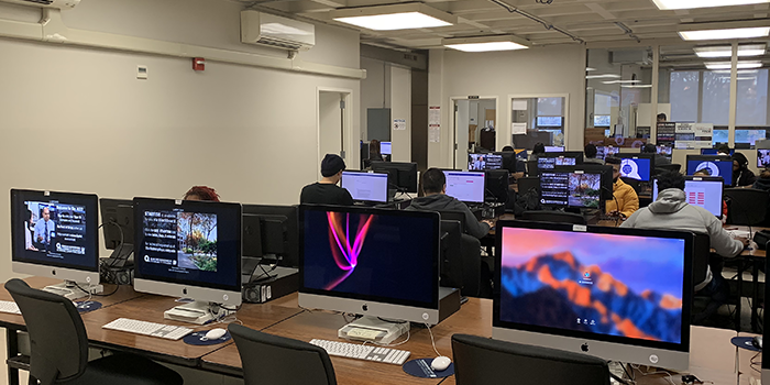 array of monitors in the Academic Computing Center lab 
